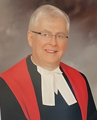 Photo of Justice Alan D. MacLeod